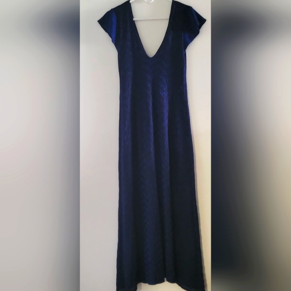 Zara Navy Blue Knit  Deep V Neck Dress. Size M